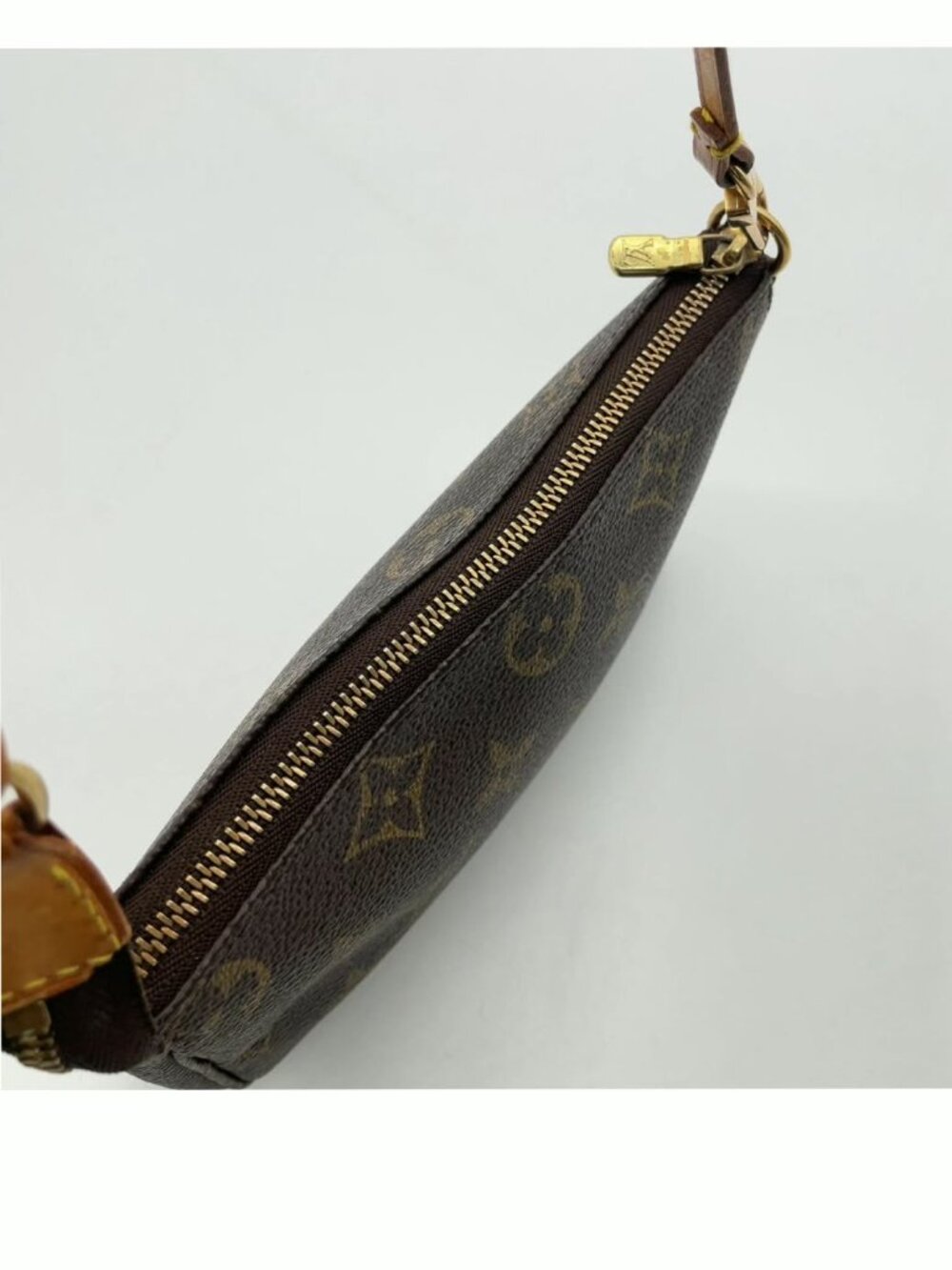 Authentic Louis Vuitton Pochette Accessoires Monogram Shoulder Bag LV Handbag - Picture 9 of 16